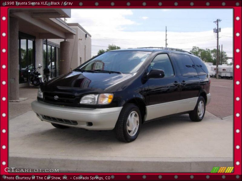 Black / Gray 1998 Toyota Sienna XLE