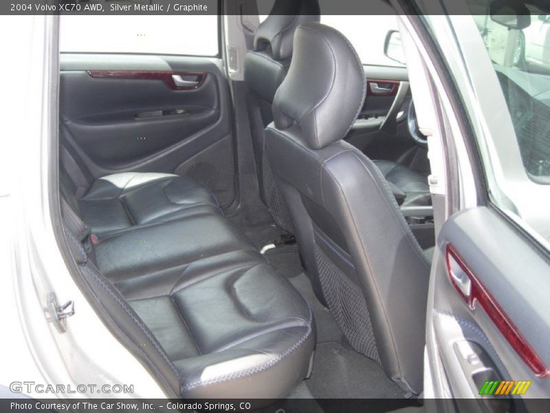 Silver Metallic / Graphite 2004 Volvo XC70 AWD