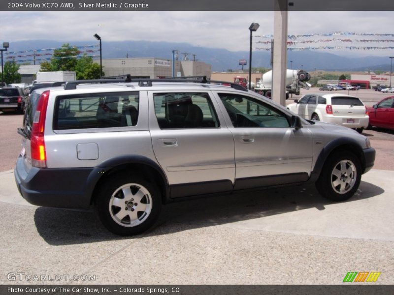 Silver Metallic / Graphite 2004 Volvo XC70 AWD