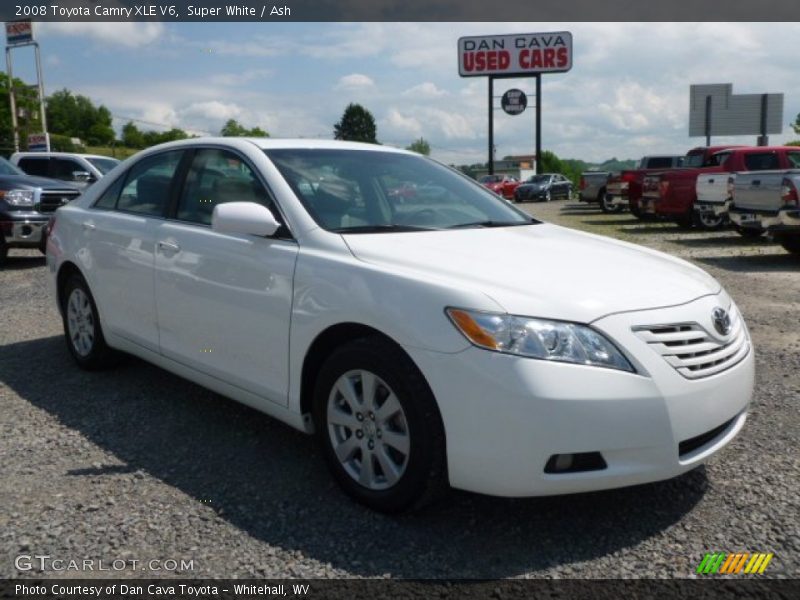 Super White / Ash 2008 Toyota Camry XLE V6