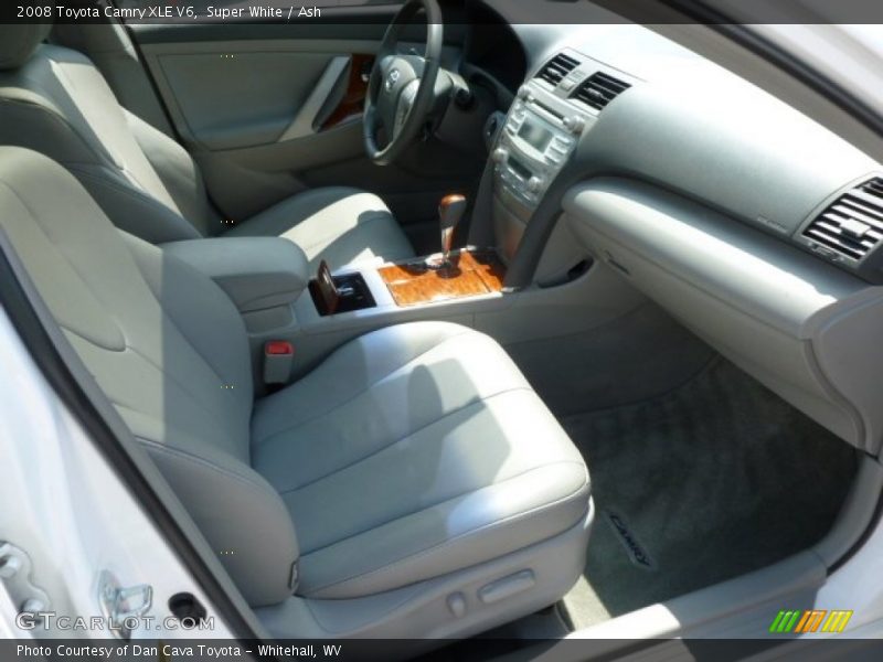 Super White / Ash 2008 Toyota Camry XLE V6