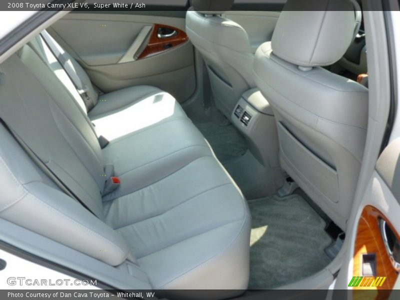 Super White / Ash 2008 Toyota Camry XLE V6
