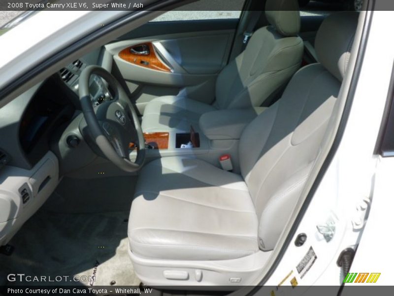 Super White / Ash 2008 Toyota Camry XLE V6