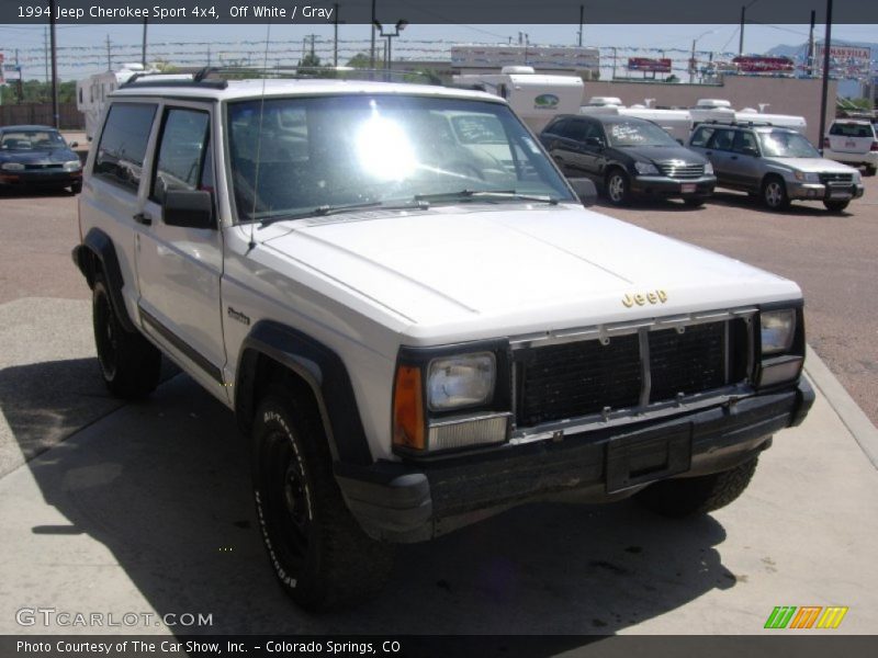 Off White / Gray 1994 Jeep Cherokee Sport 4x4
