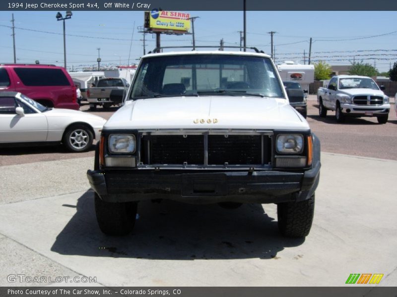Off White / Gray 1994 Jeep Cherokee Sport 4x4