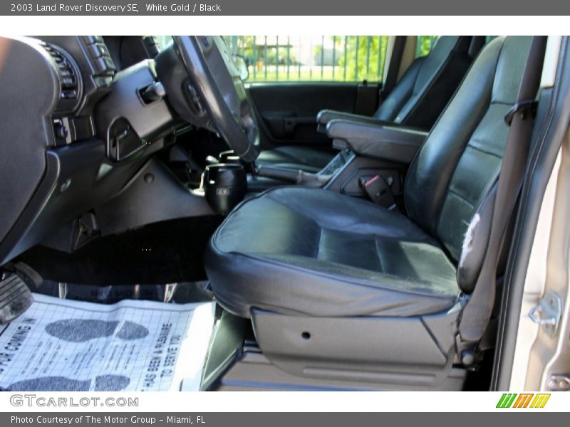 White Gold / Black 2003 Land Rover Discovery SE