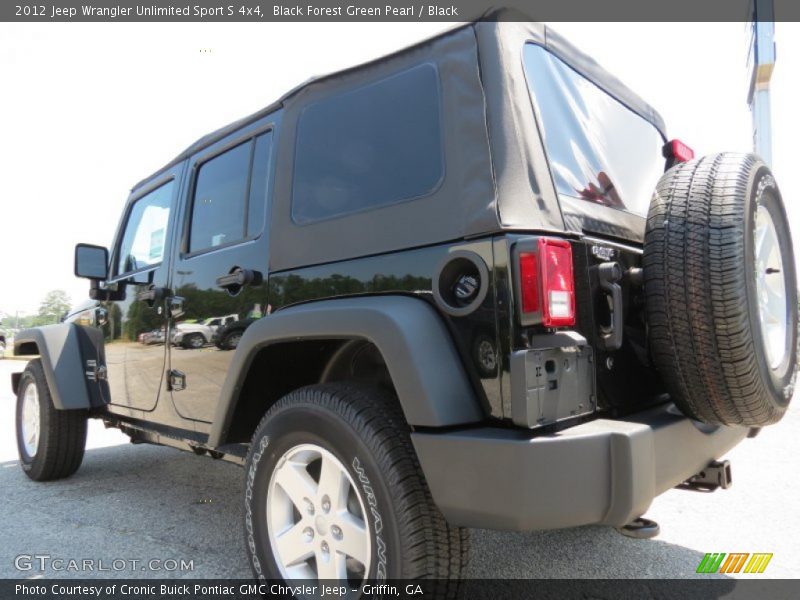 Black Forest Green Pearl / Black 2012 Jeep Wrangler Unlimited Sport S 4x4