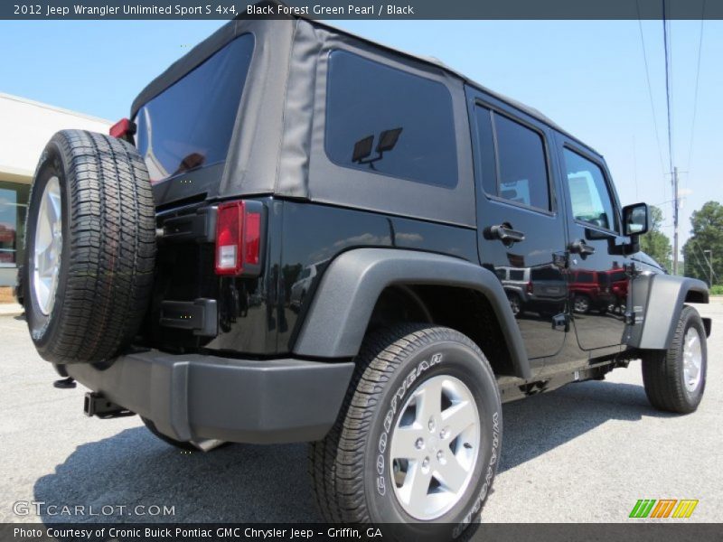 Black Forest Green Pearl / Black 2012 Jeep Wrangler Unlimited Sport S 4x4