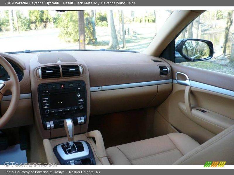Basalt Black Metallic / Havanna/Sand Beige 2009 Porsche Cayenne Tiptronic