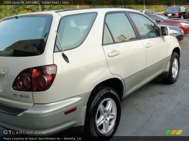 Golden Pearl / Ivory 2000 Lexus RX 300 AWD