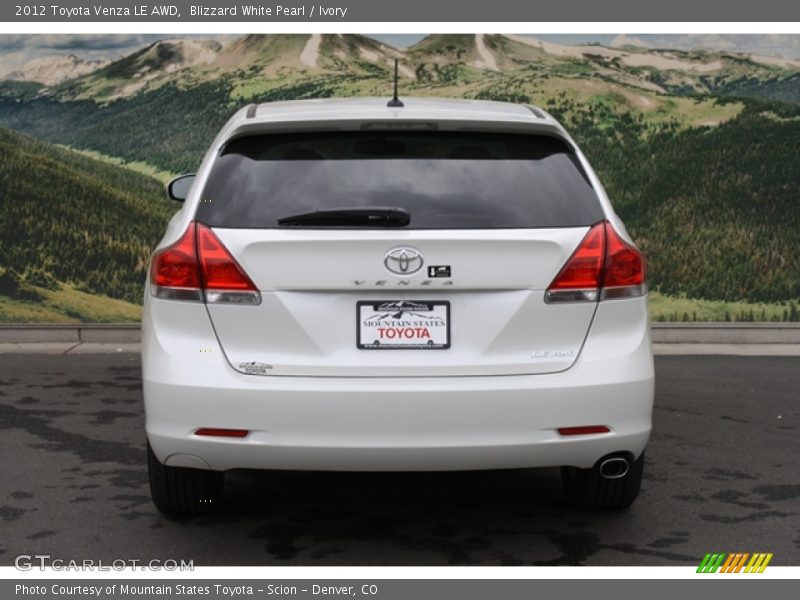 Blizzard White Pearl / Ivory 2012 Toyota Venza LE AWD
