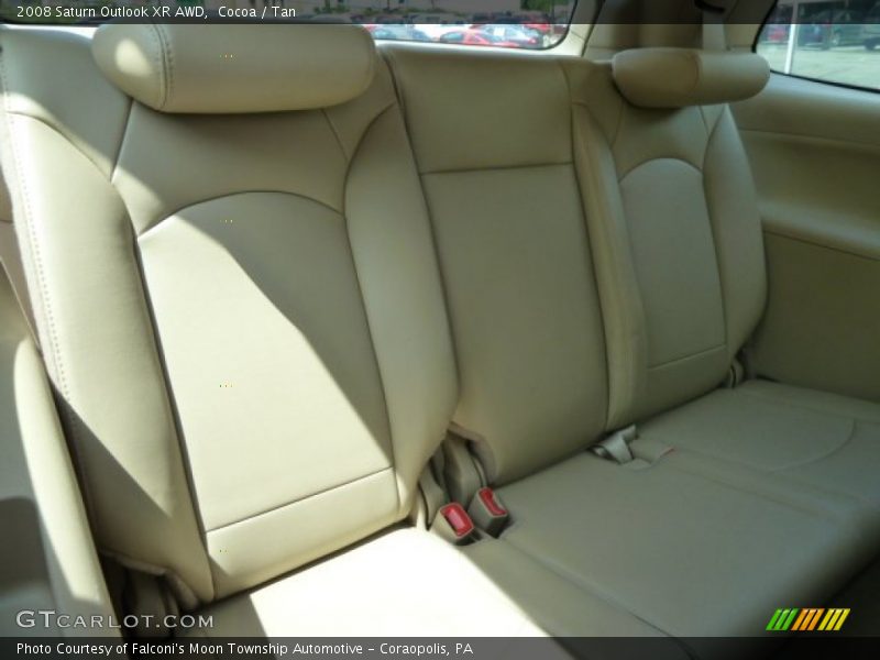 Cocoa / Tan 2008 Saturn Outlook XR AWD