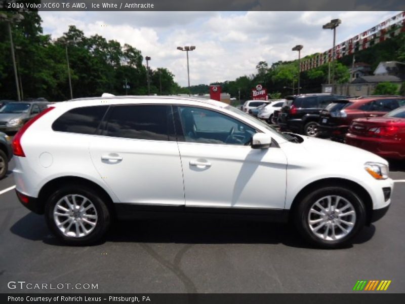Ice White / Anthracite 2010 Volvo XC60 T6 AWD