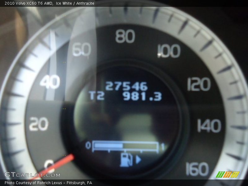 Ice White / Anthracite 2010 Volvo XC60 T6 AWD