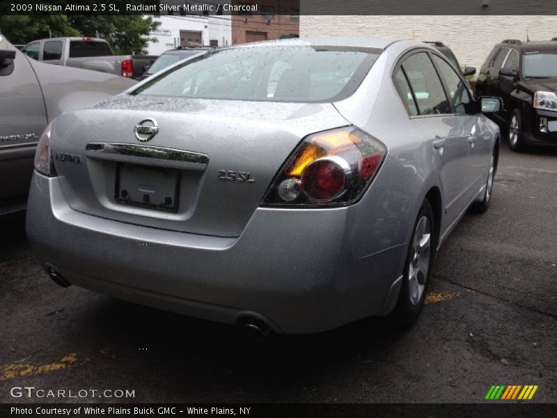 Radiant Silver Metallic / Charcoal 2009 Nissan Altima 2.5 SL
