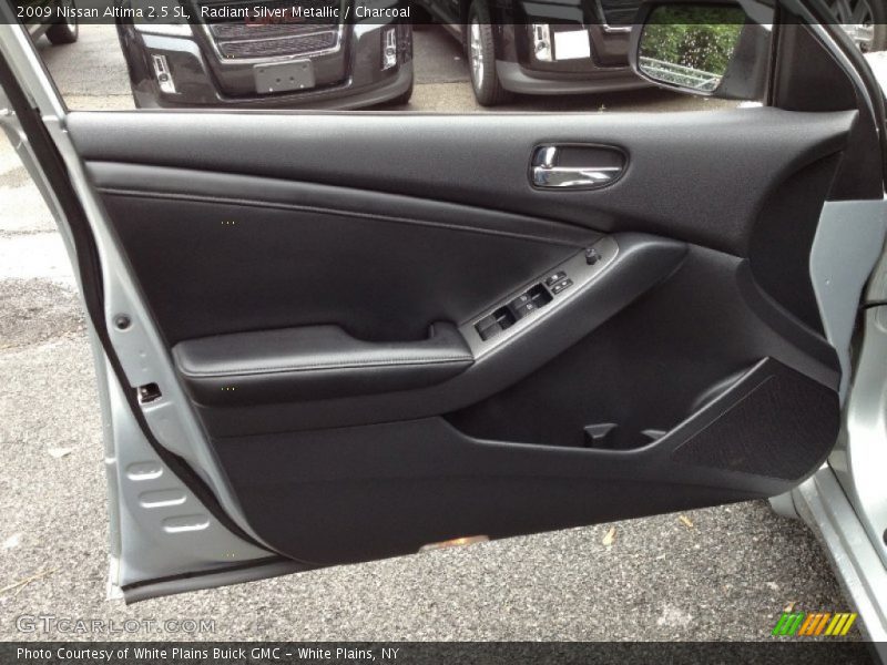 Radiant Silver Metallic / Charcoal 2009 Nissan Altima 2.5 SL