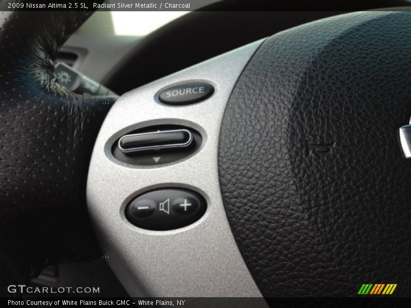 Radiant Silver Metallic / Charcoal 2009 Nissan Altima 2.5 SL