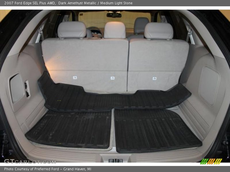  2007 Edge SEL Plus AWD Trunk