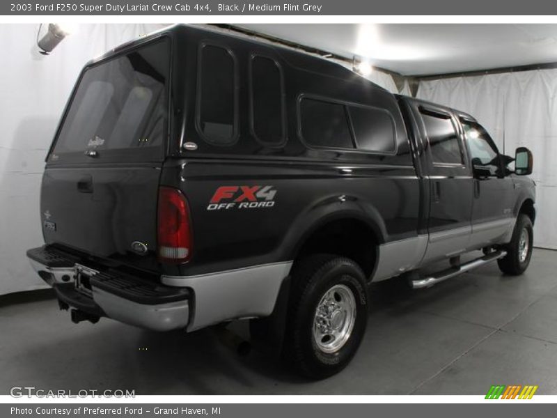 Black / Medium Flint Grey 2003 Ford F250 Super Duty Lariat Crew Cab 4x4