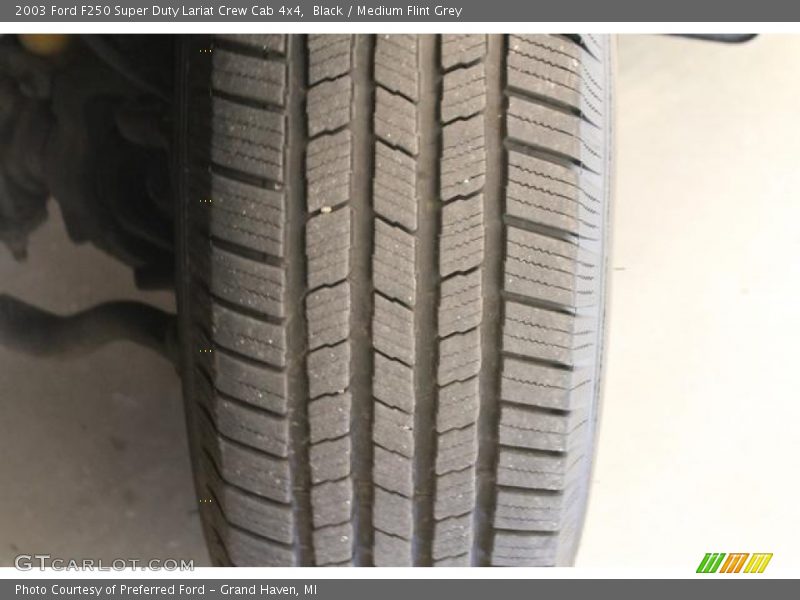 Black / Medium Flint Grey 2003 Ford F250 Super Duty Lariat Crew Cab 4x4