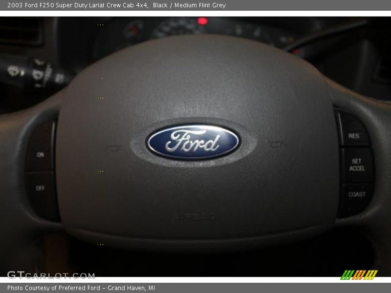 Black / Medium Flint Grey 2003 Ford F250 Super Duty Lariat Crew Cab 4x4