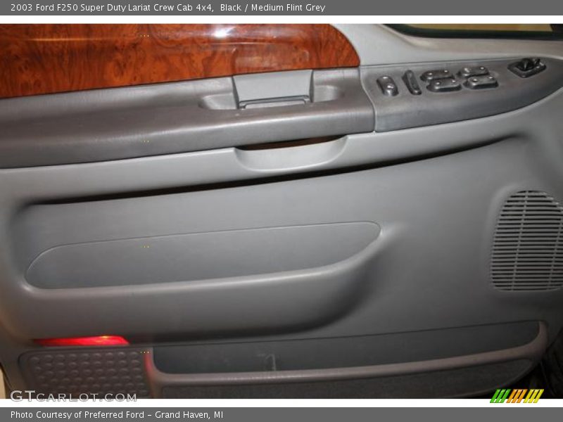 Black / Medium Flint Grey 2003 Ford F250 Super Duty Lariat Crew Cab 4x4