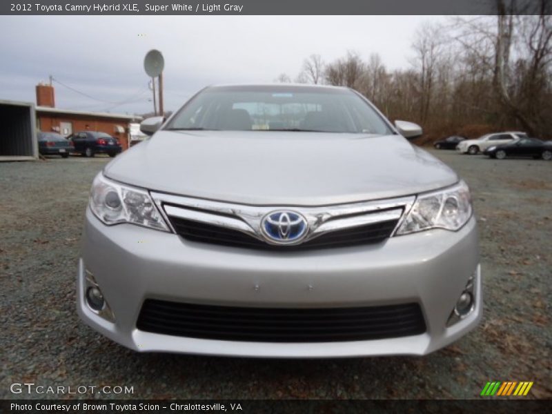 Super White / Light Gray 2012 Toyota Camry Hybrid XLE
