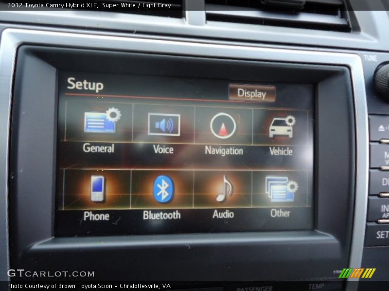 Super White / Light Gray 2012 Toyota Camry Hybrid XLE