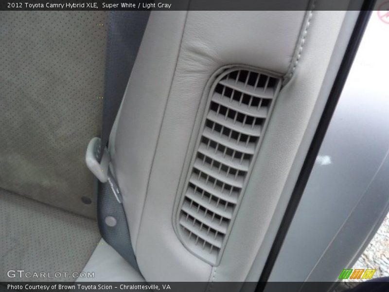 Super White / Light Gray 2012 Toyota Camry Hybrid XLE