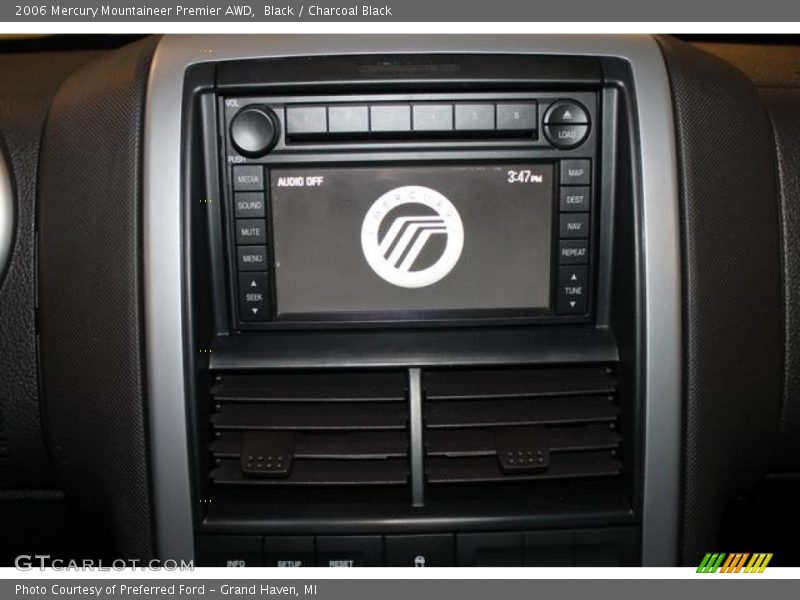 Controls of 2006 Mountaineer Premier AWD