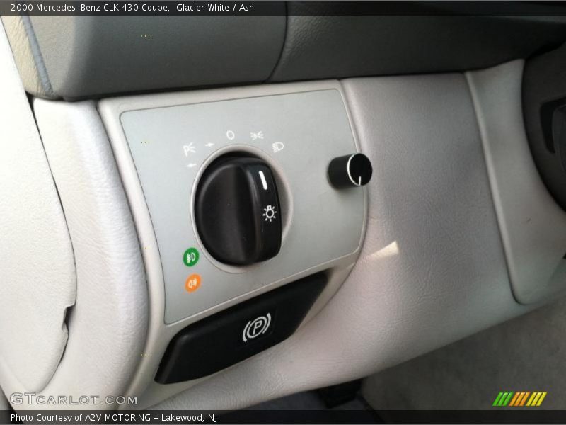 Glacier White / Ash 2000 Mercedes-Benz CLK 430 Coupe