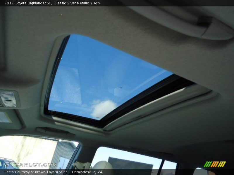 Classic Silver Metallic / Ash 2012 Toyota Highlander SE