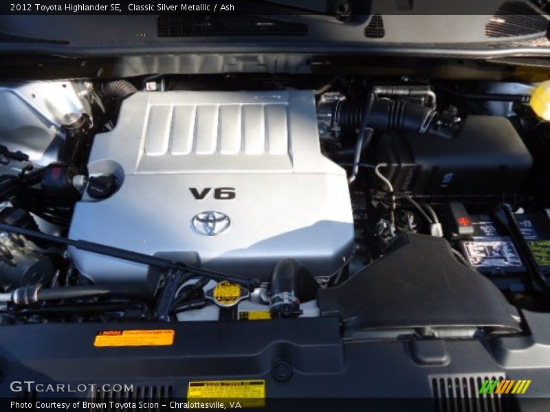 Classic Silver Metallic / Ash 2012 Toyota Highlander SE
