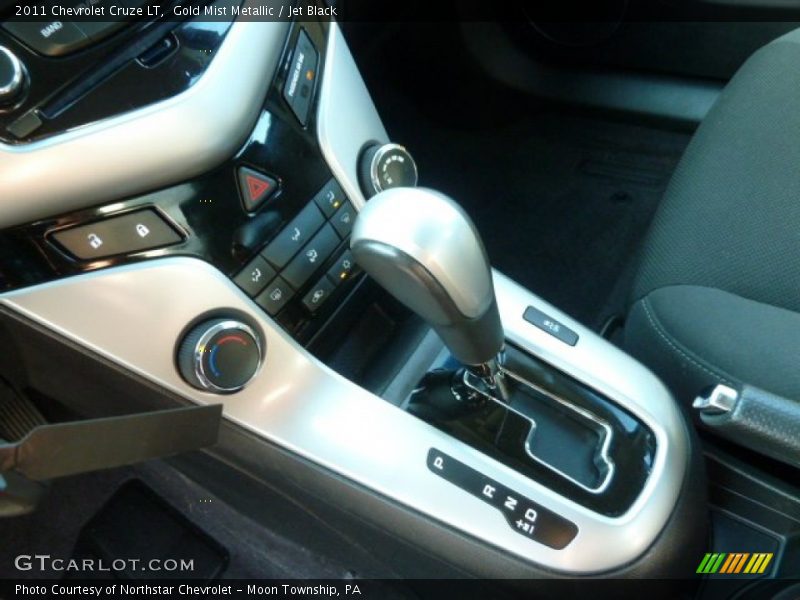 Gold Mist Metallic / Jet Black 2011 Chevrolet Cruze LT