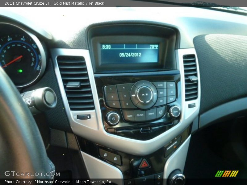 Gold Mist Metallic / Jet Black 2011 Chevrolet Cruze LT