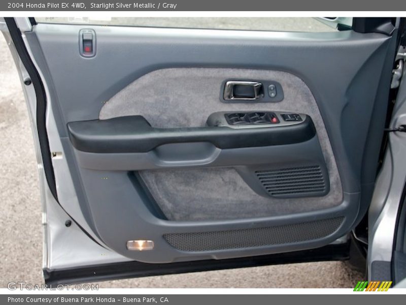 Starlight Silver Metallic / Gray 2004 Honda Pilot EX 4WD