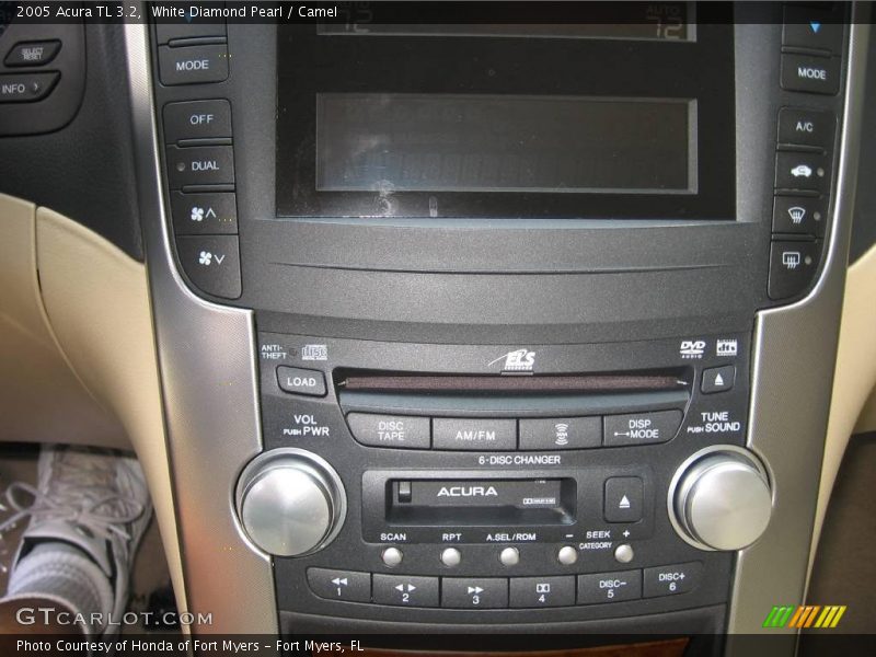 White Diamond Pearl / Camel 2005 Acura TL 3.2
