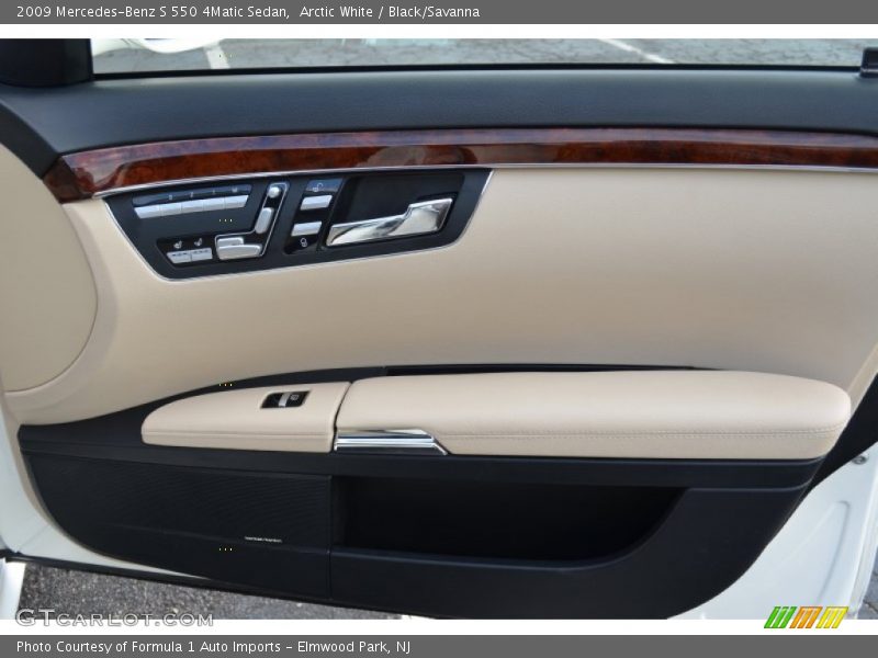 Arctic White / Black/Savanna 2009 Mercedes-Benz S 550 4Matic Sedan