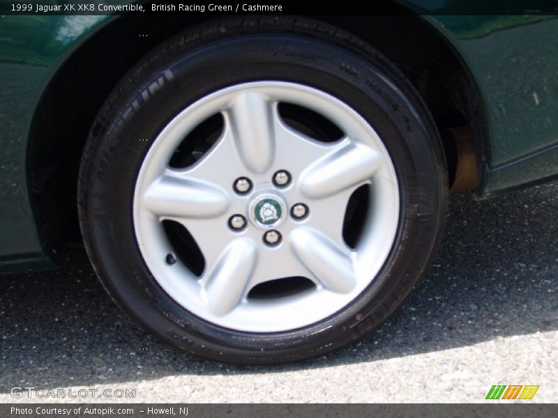  1999 XK XK8 Convertible Wheel