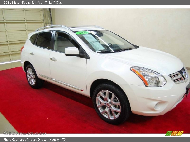 Pearl White / Gray 2011 Nissan Rogue SL