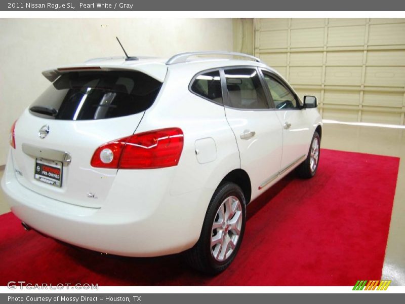 Pearl White / Gray 2011 Nissan Rogue SL