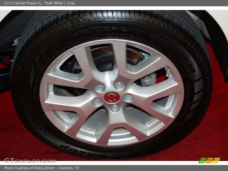 Pearl White / Gray 2011 Nissan Rogue SL