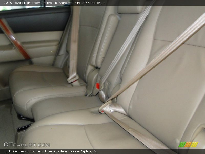 Blizzard White Pearl / Sand Beige 2010 Toyota Highlander Limited