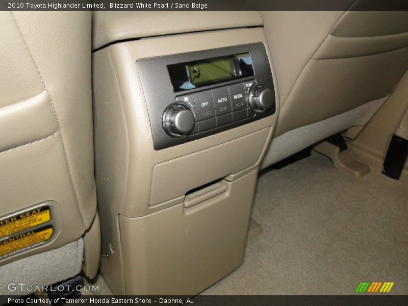 Blizzard White Pearl / Sand Beige 2010 Toyota Highlander Limited