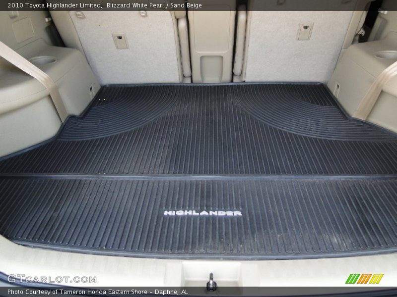 Blizzard White Pearl / Sand Beige 2010 Toyota Highlander Limited