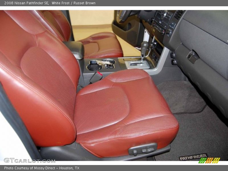  2008 Pathfinder SE Russet Brown Interior