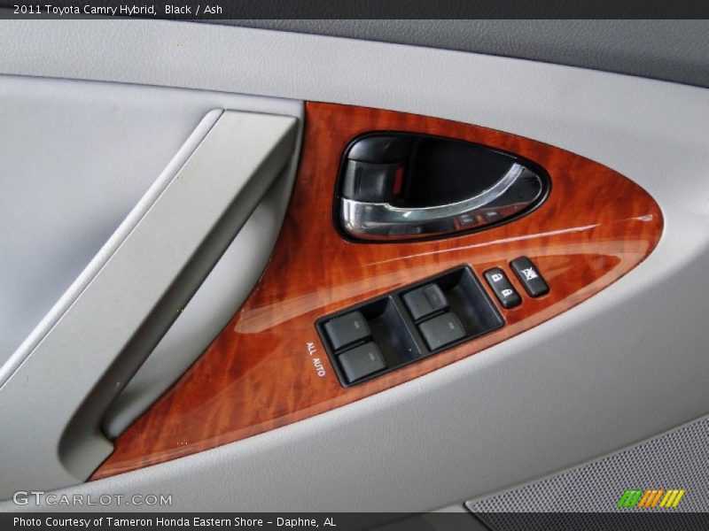 Black / Ash 2011 Toyota Camry Hybrid