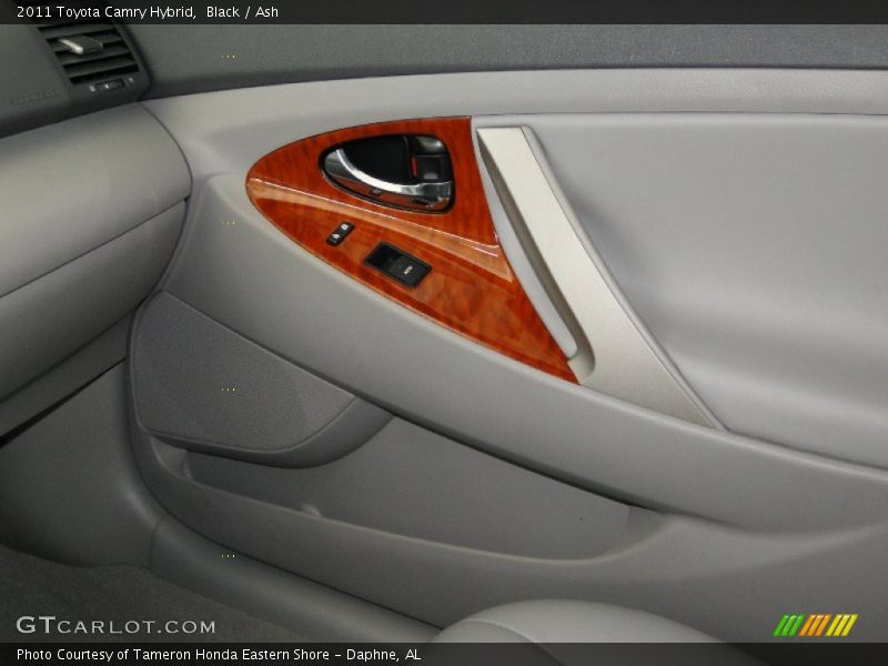 Black / Ash 2011 Toyota Camry Hybrid