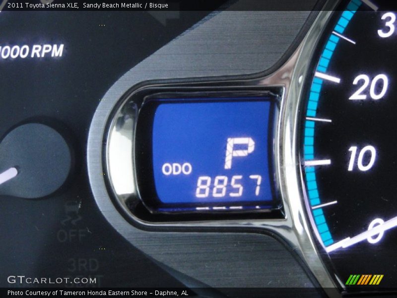 Sandy Beach Metallic / Bisque 2011 Toyota Sienna XLE