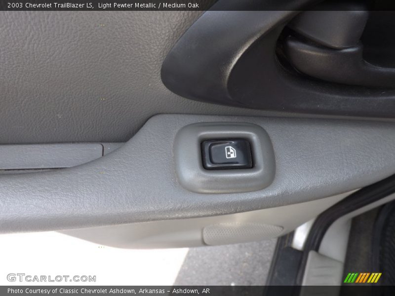Light Pewter Metallic / Medium Oak 2003 Chevrolet TrailBlazer LS